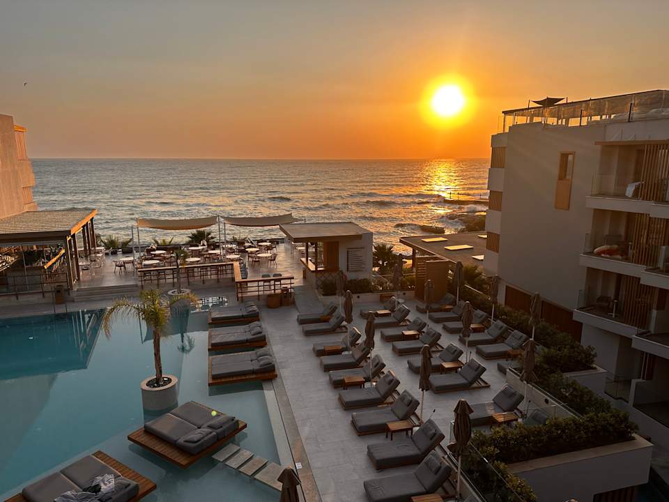 Außenansicht AKASHA Beach Hotel & Spa