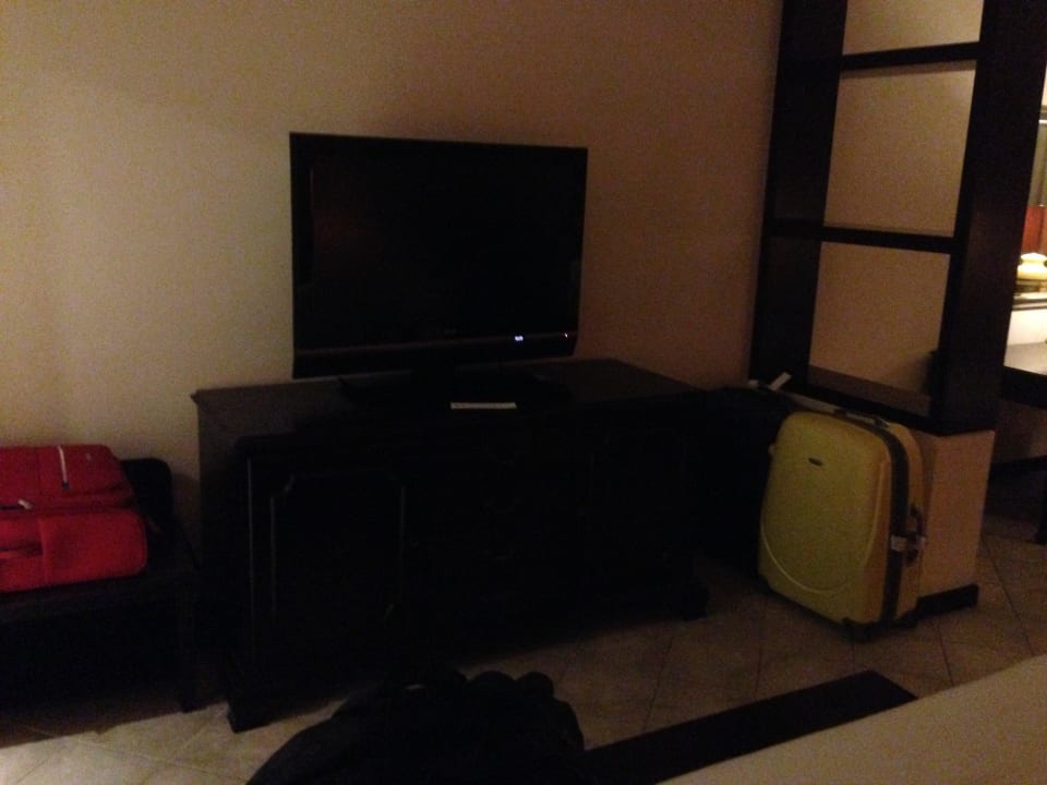 Fernseher  Standard Doppelzimmer Le Meridien Ile Maurice