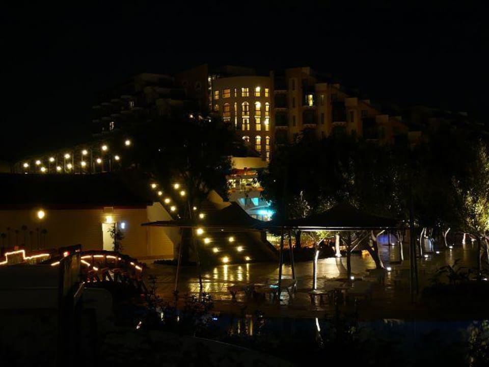 Bei Nacht  Limak Limra Hotel & Resort