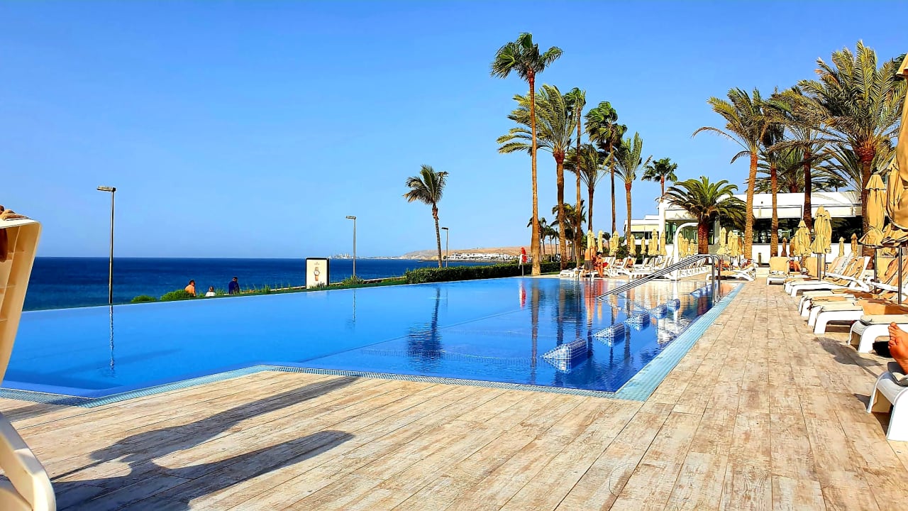 Pool Hotel Riu Palace Meloneras