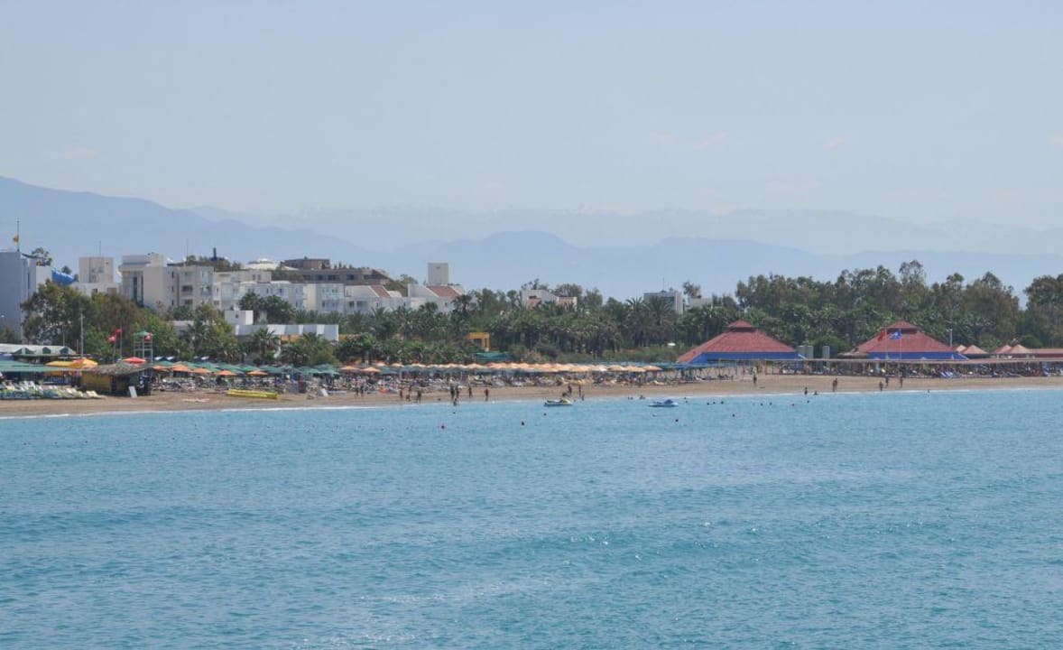 Das Magic Life Seven Seas von See aus gesehen Monachus Family Resort Sorgun