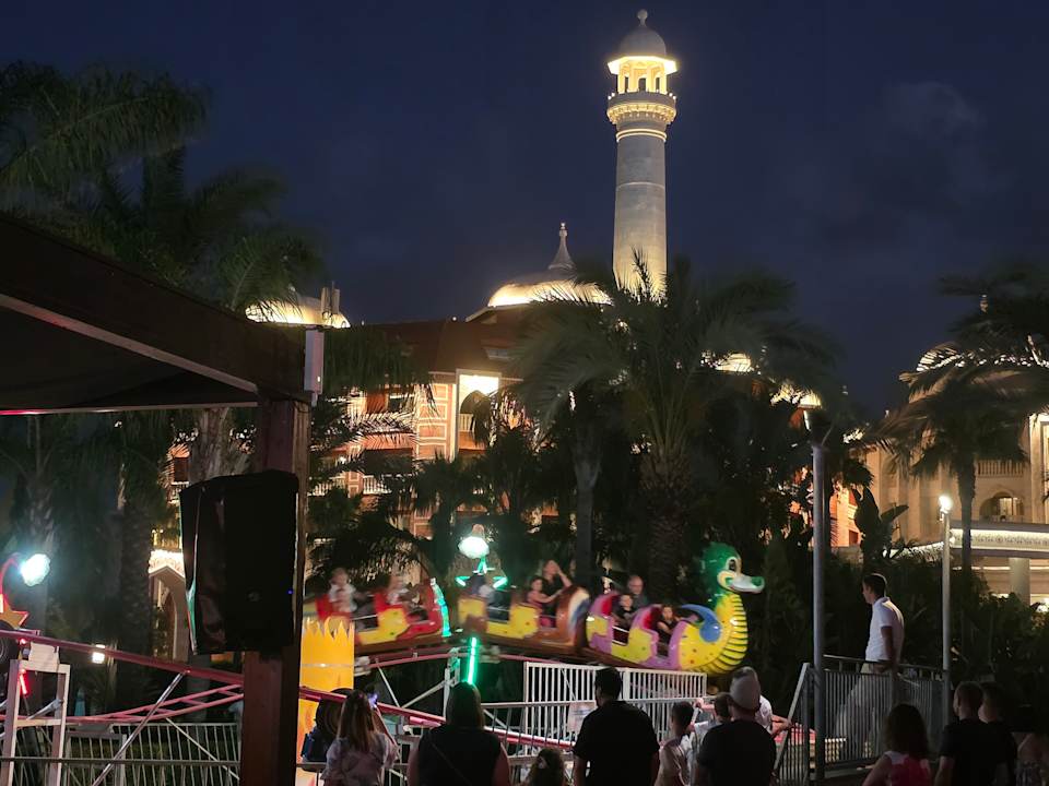 Sonstiges Royal Taj Mahal Hotel