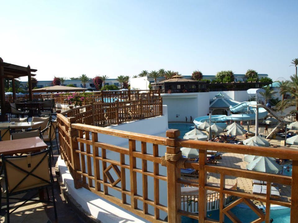 Basen Sultan Gardens Resort