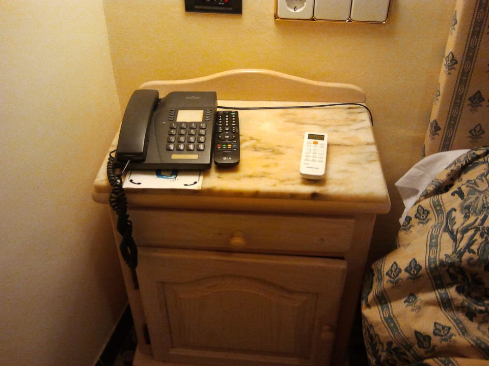 Telefon Fernbedienung Les Monges Palace Boutique