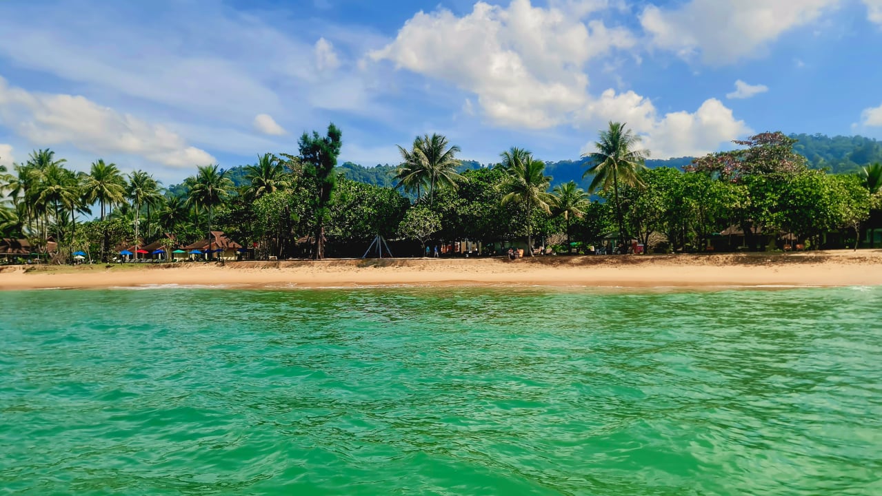 Strand Baan Khaolak Beach Resort