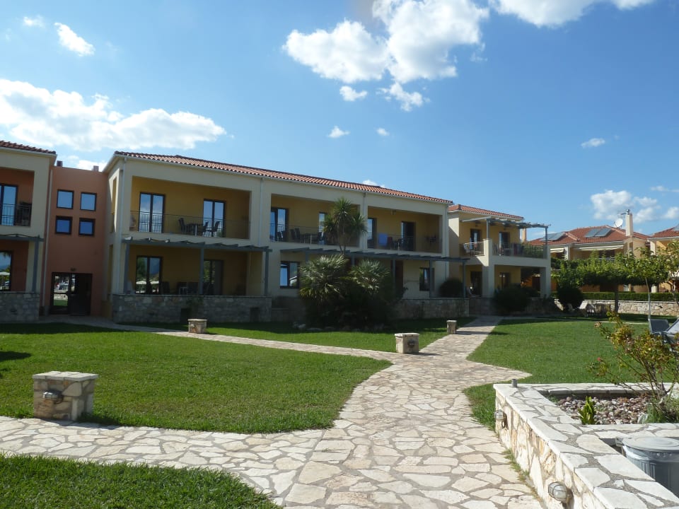 Außenansicht Hotel Oasis by the Sea