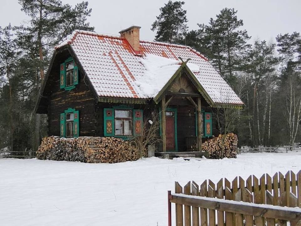 Dworskie Czworaki. Dworek nad Łąkami Kiermusy