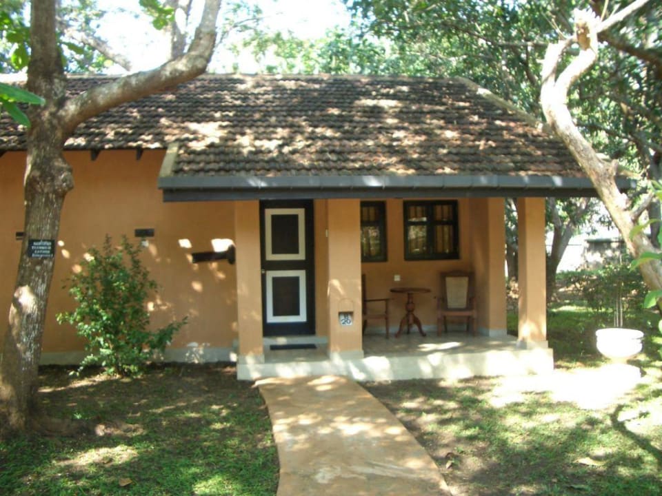 Frontansicht Zimmer Habarana Village by Cinnamon