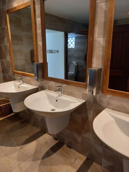 Sonstiges Neptune Village Beach Resort & Spa