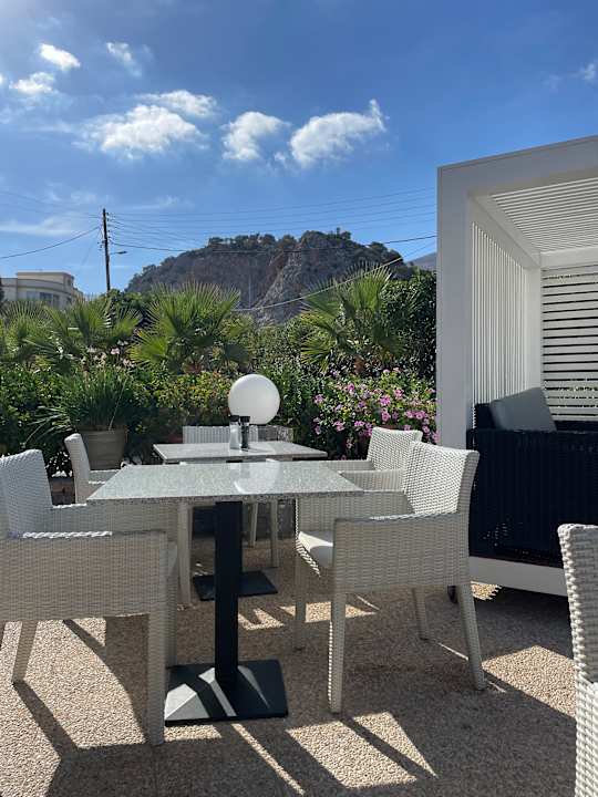 Gastro Matheo Villas & Suites