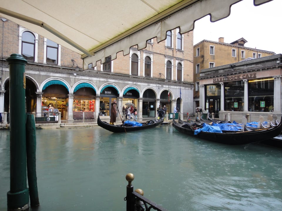 Вид с пристани отеля Albergo Cavalletto & Doge Orseolo