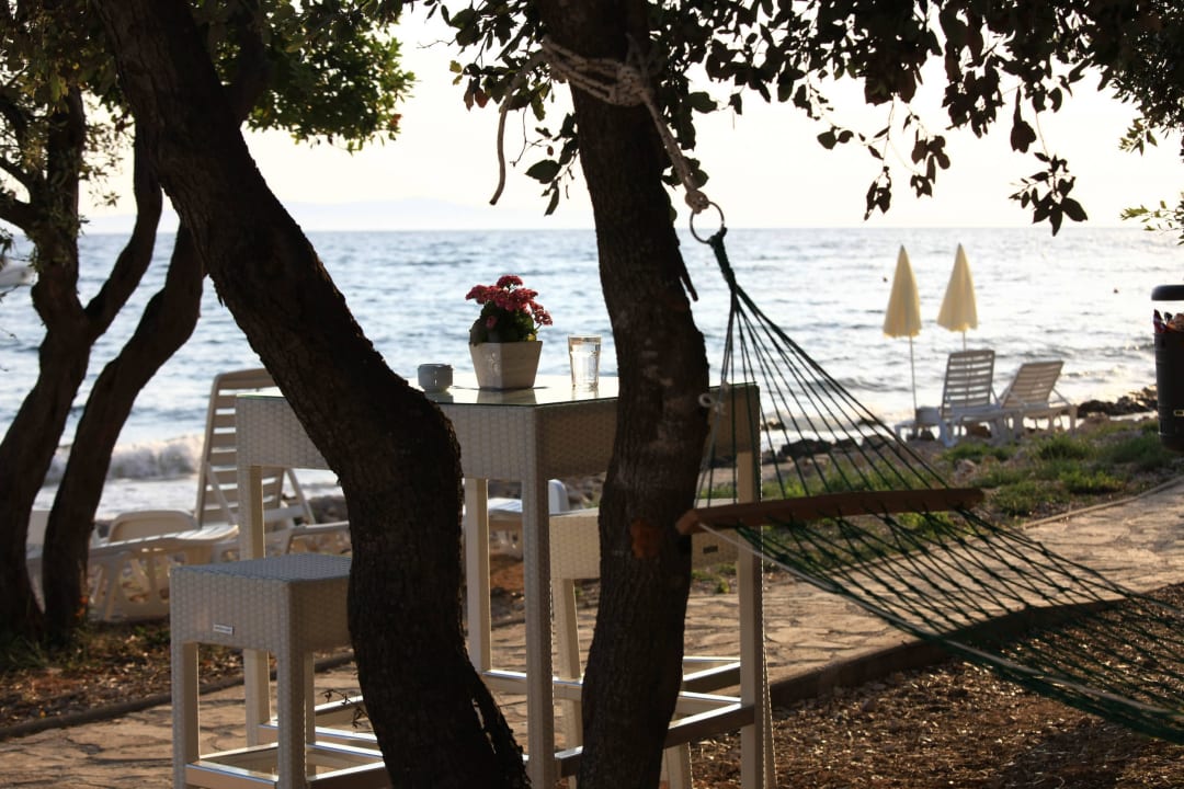 Strand  Sunnyside Apartments Petrcane