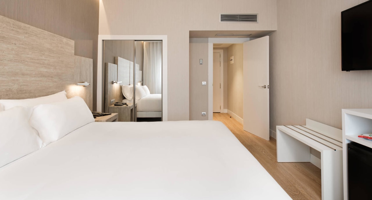 Room NH Madrid Chamberí