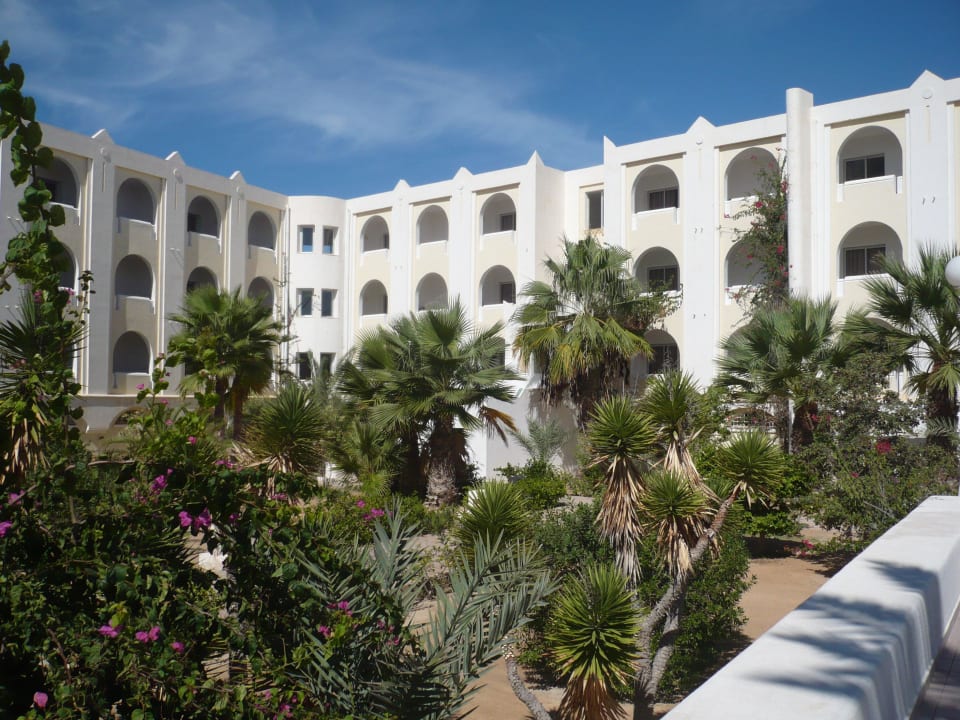 Innenhof Calimera Yati Beach