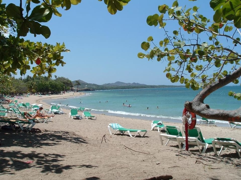Strand Playabachata Hotel