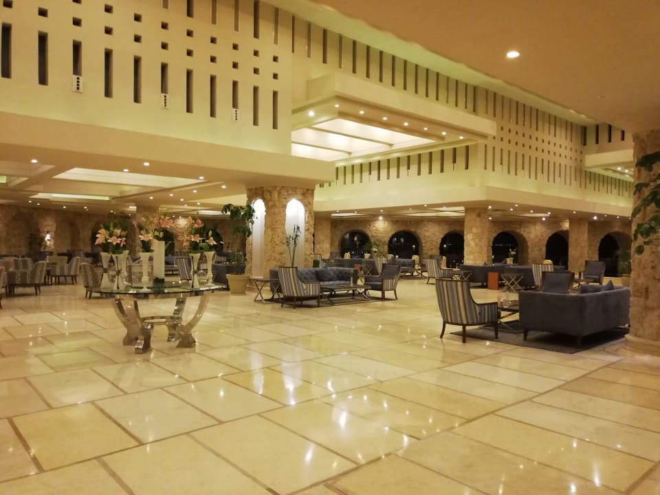 Lobby Pickalbatros Citadel Resort