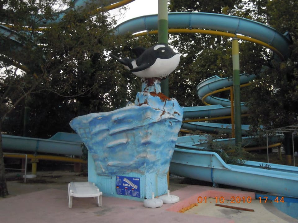 Poollandschaft am Hotelstrand Park Hotel Golden Beach