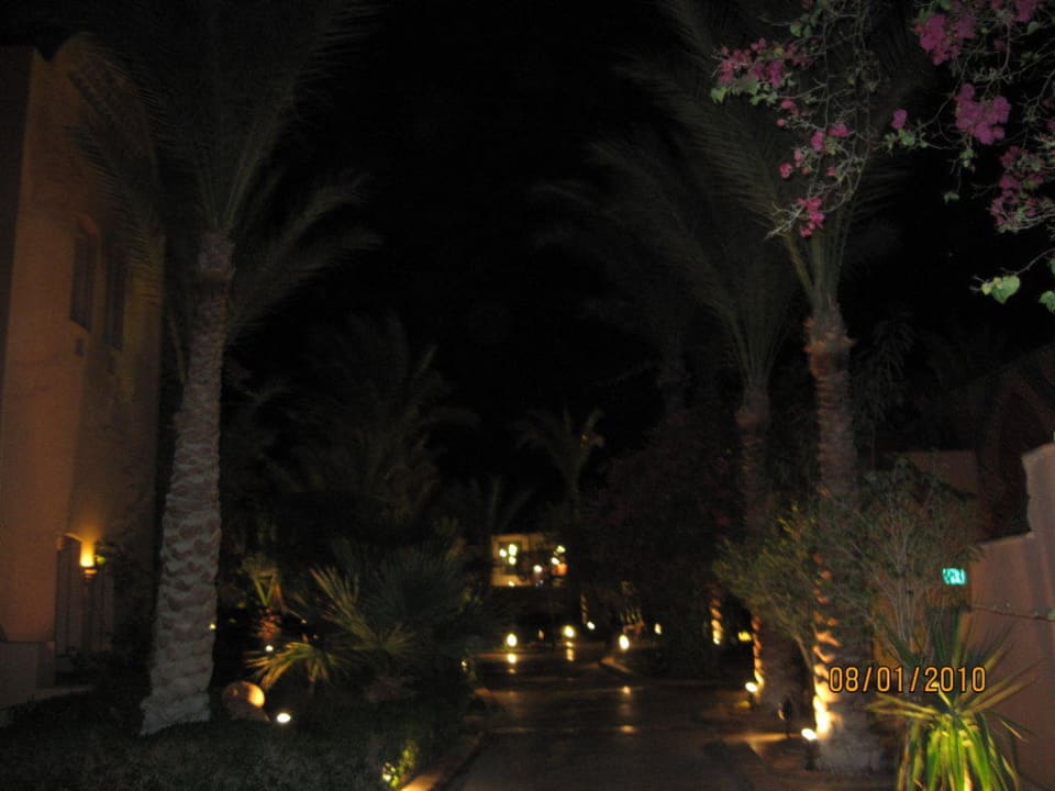 Wege in der Anlage Jaz Makadi Oasis Resort
