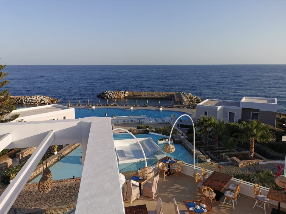 Strand The Royal Senses Resort, Curio Collection by Hilton