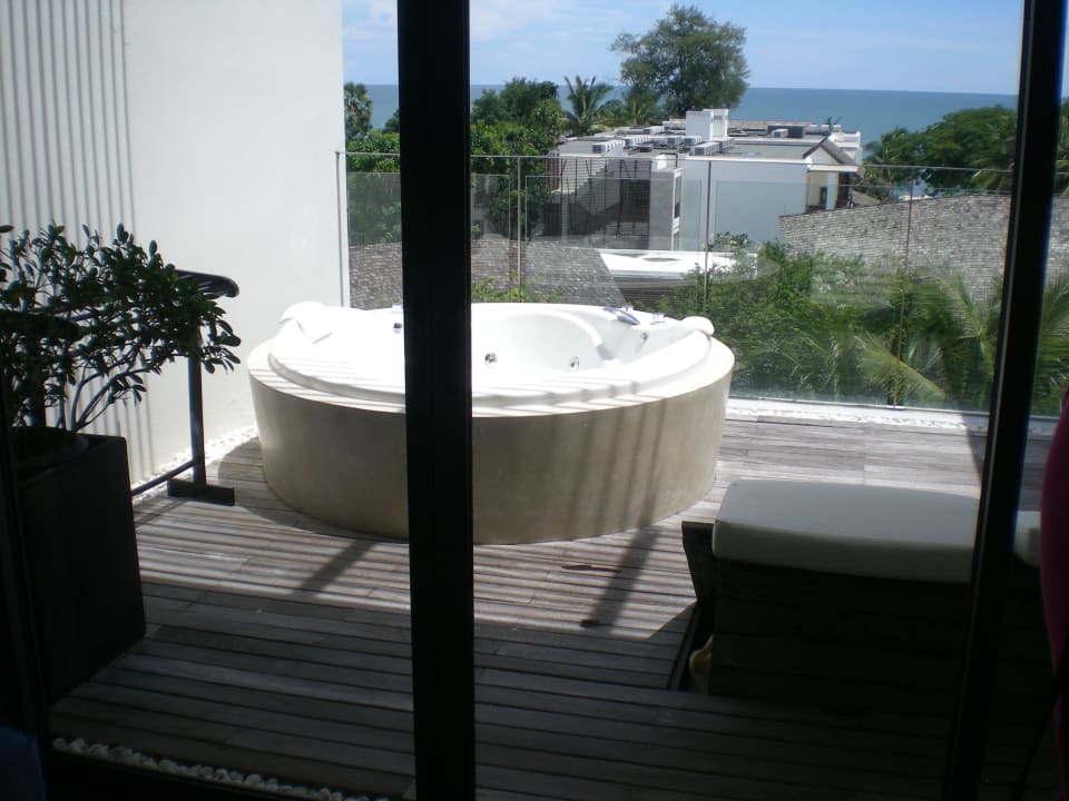 Jacuzzi in Zimmer 606 Veranda Resort & Villas Hua Hin Cha Am