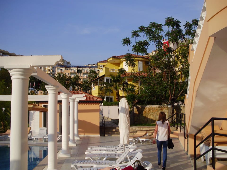 Einer der 3 Pools Hotel Club Paradiso
