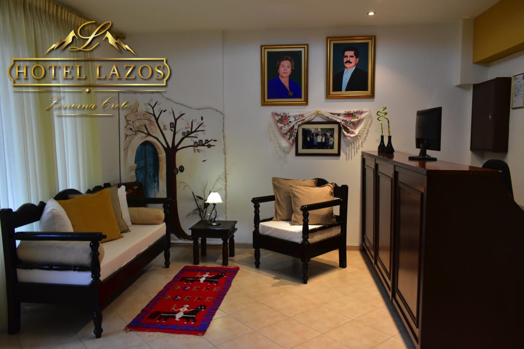 Lobby Hotel Lazos