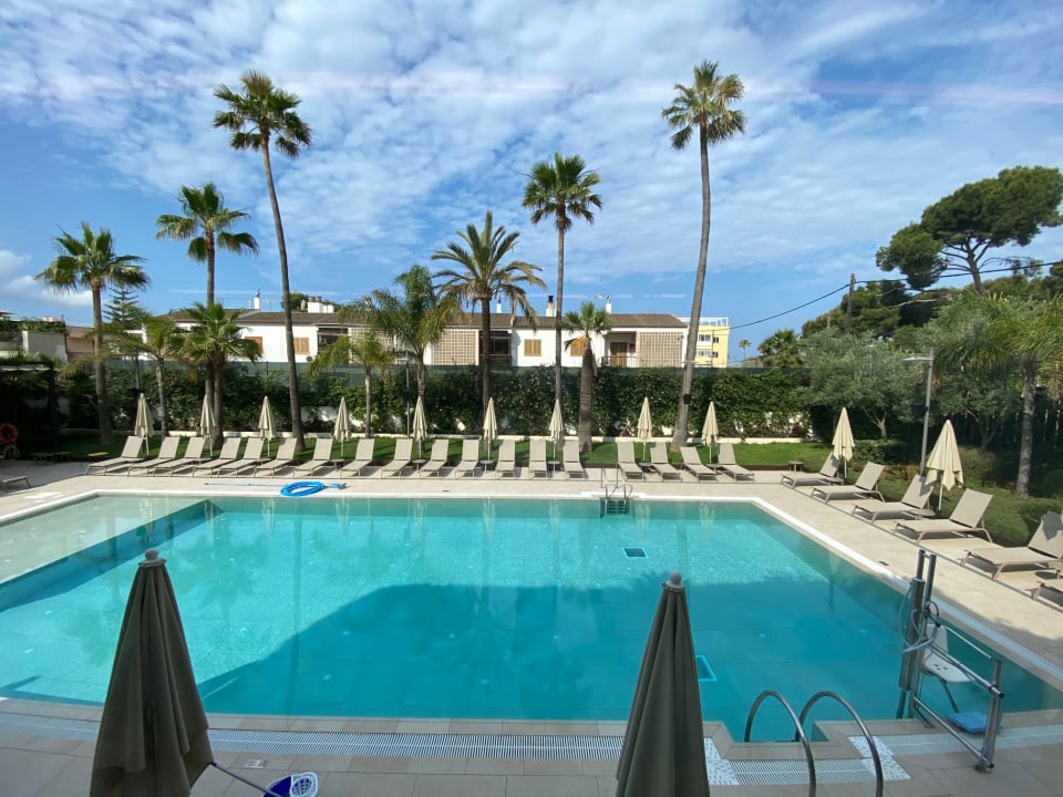 Pool Paradiso Garden