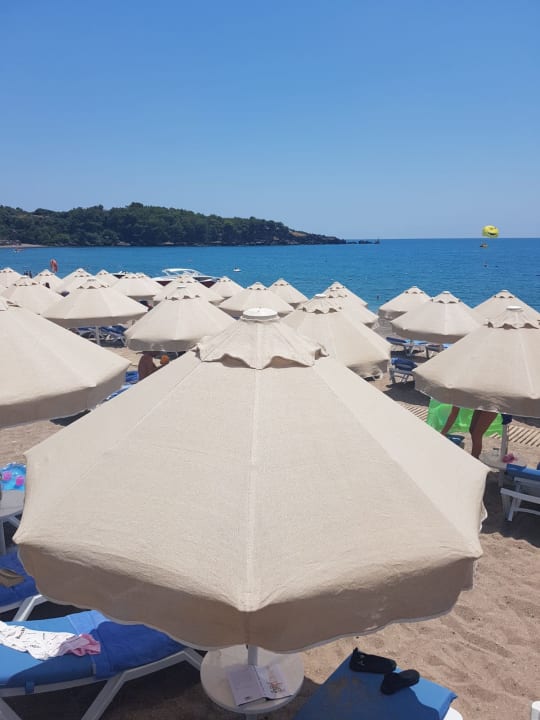 Strand Saphir Resort & Spa