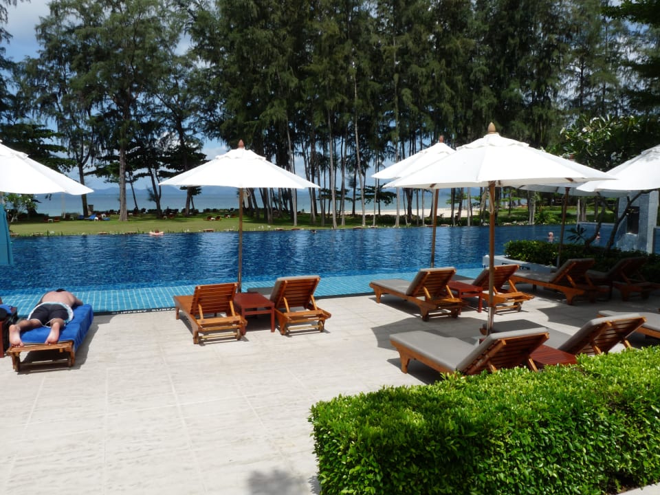 Pool Dusit Thani Krabi Beach Resort