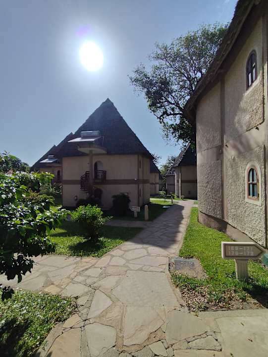 Gartenanlage Neptune Paradise Beach Resort & Spa