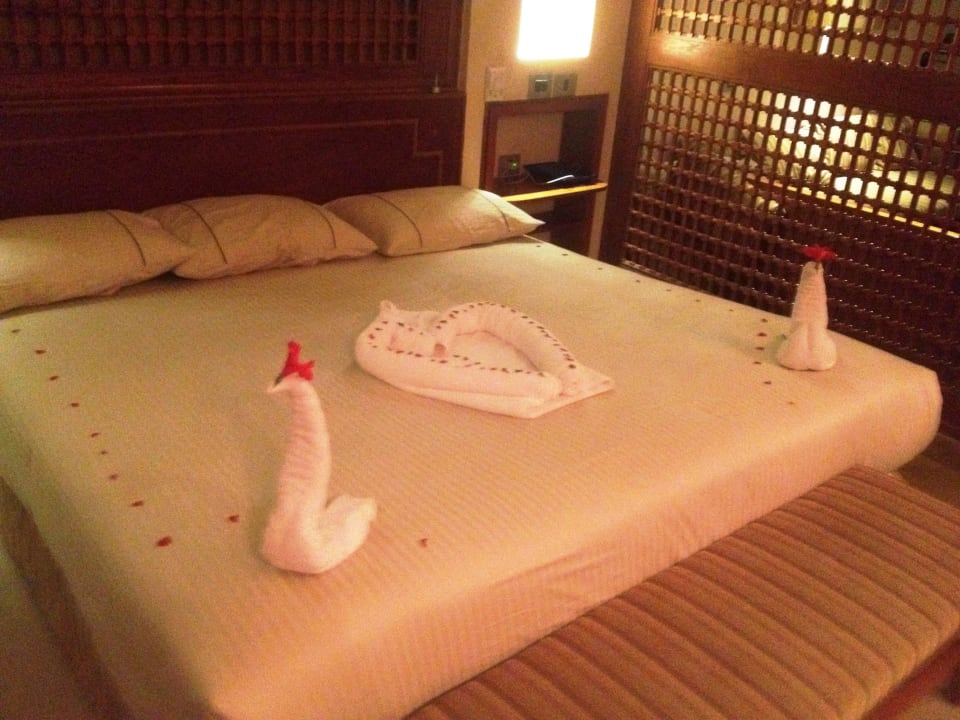 Лебеди (в другом исполнении) Grand Waterworld Makadi & Family Star Makadi