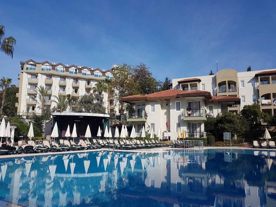 Pool Hotel Gardenia Beach