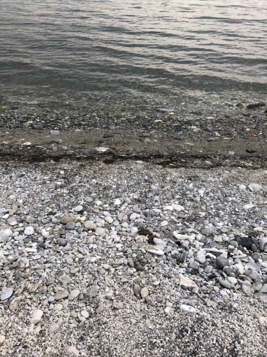 Strand Akrothalassia Hotel