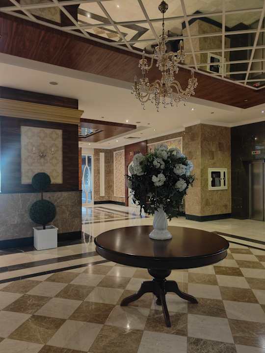 Lobby Dizalya Palm Garden