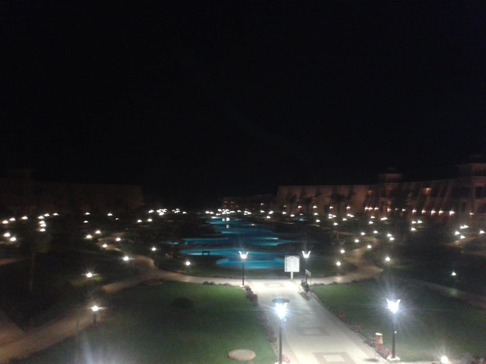 . Jasmine Palace Resort & Spa