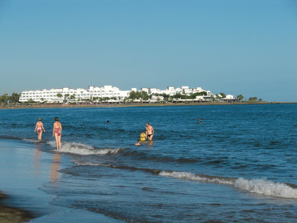 Strand vor dem Hotel RIU Paraiso Hotel Riu Paraiso Lanzarote