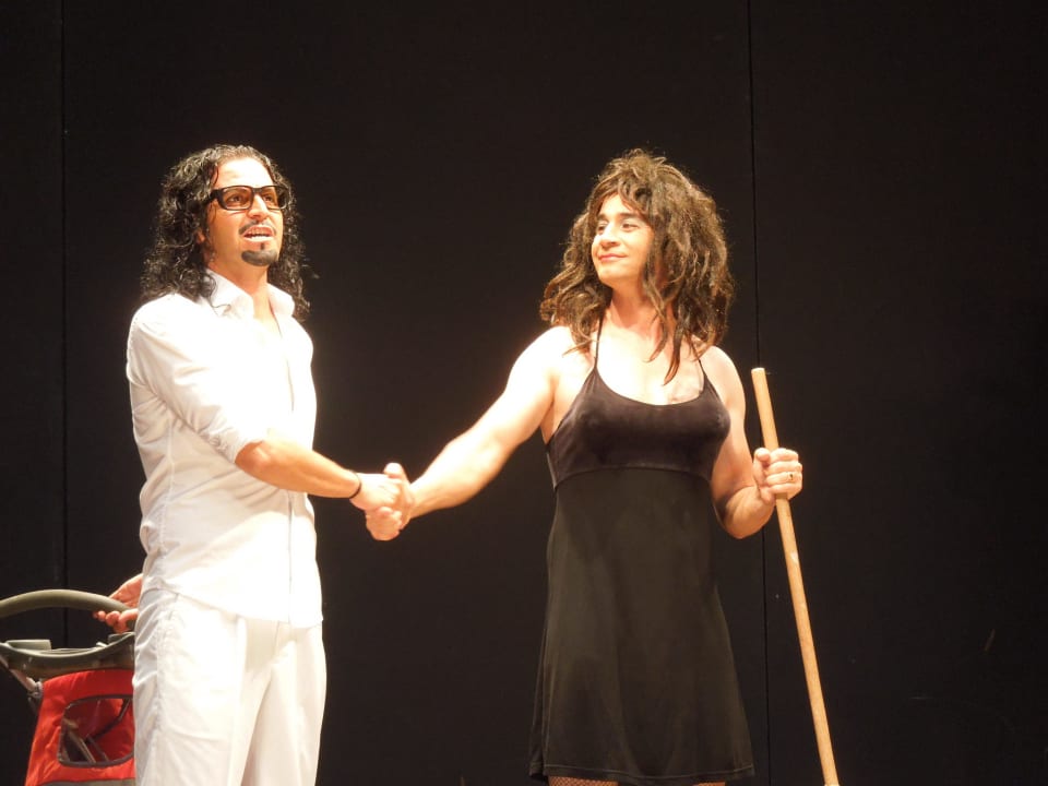 Comedy Show Club Grand Side