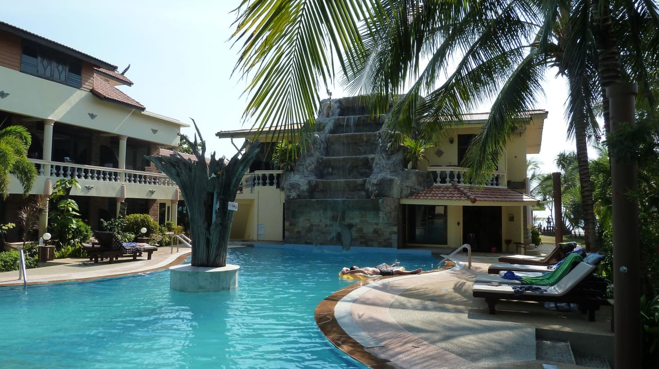 Pool - bis 3,00 m tief Hotel Laguna Beach Club Resort