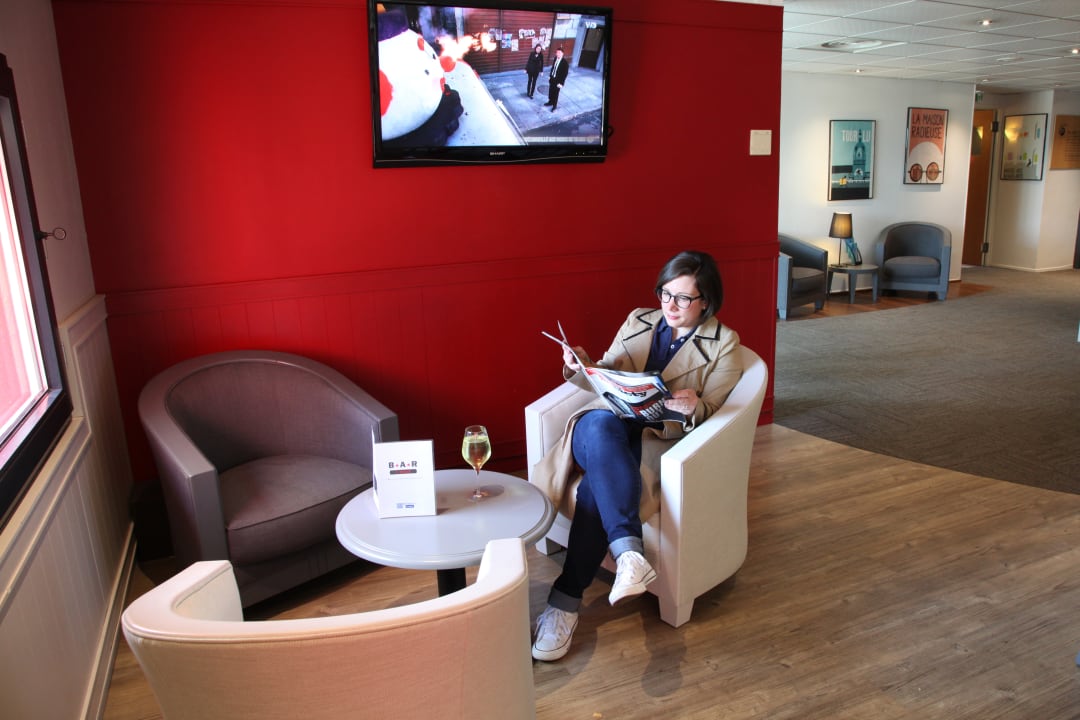 Lobby Hotel Ibis Nantes La Beaujoire Parc Expo