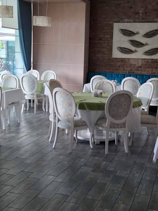 Gastro Luna Blanca Resort & Spa