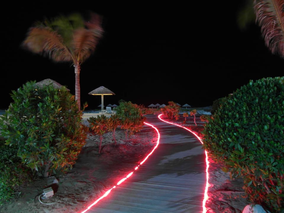 Marriott by night Wyndham Garden Salalah Mirbat