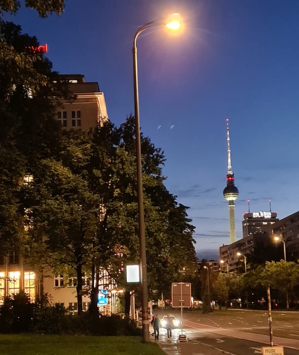 Außenansicht Leonardo Royal Hotel Berlin Alexanderplatz