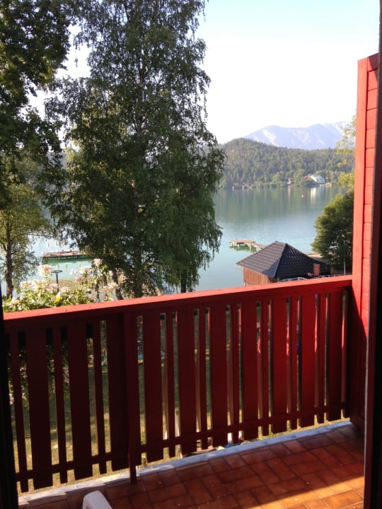Balkon mit Blick auf den See Strandhotel Orchidee