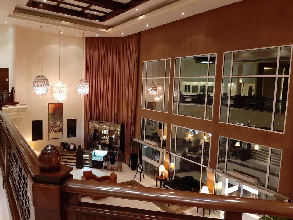 Lobby Wyndham Garden Salalah Mirbat