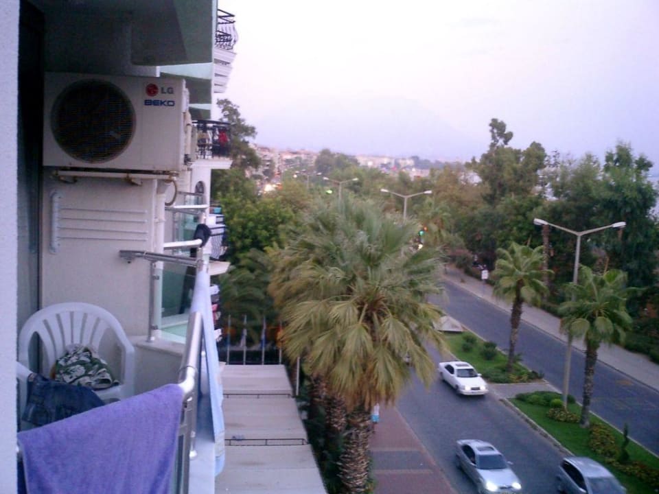 Blick vom Balkon Büyük Hotel