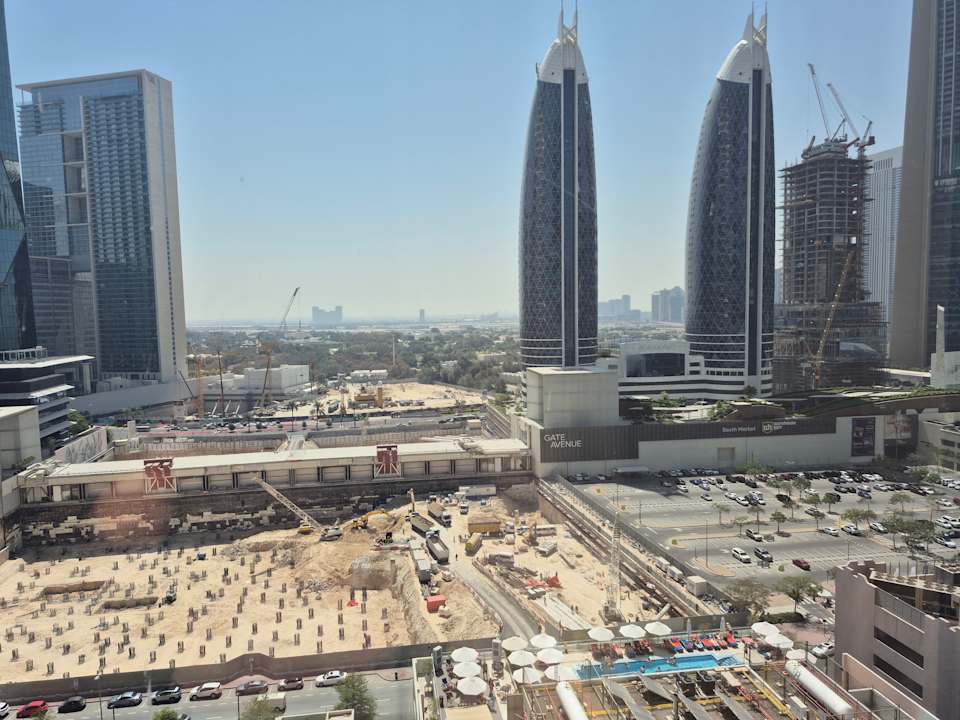 Zimmer Rose Rayhaan by Rotana