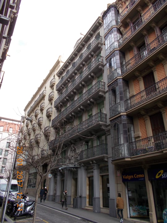 Von der Straße aus Grupotel Gravina