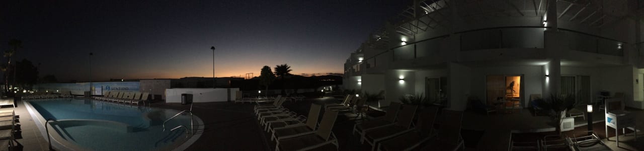 Ruhepool am Abend Sentido Aequora Lanzarote Suite