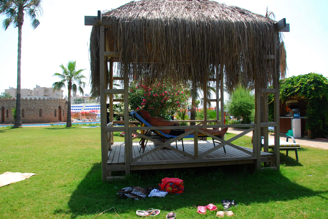 Relaxen-Holzpavillion MC Beach Park Resort Hotel