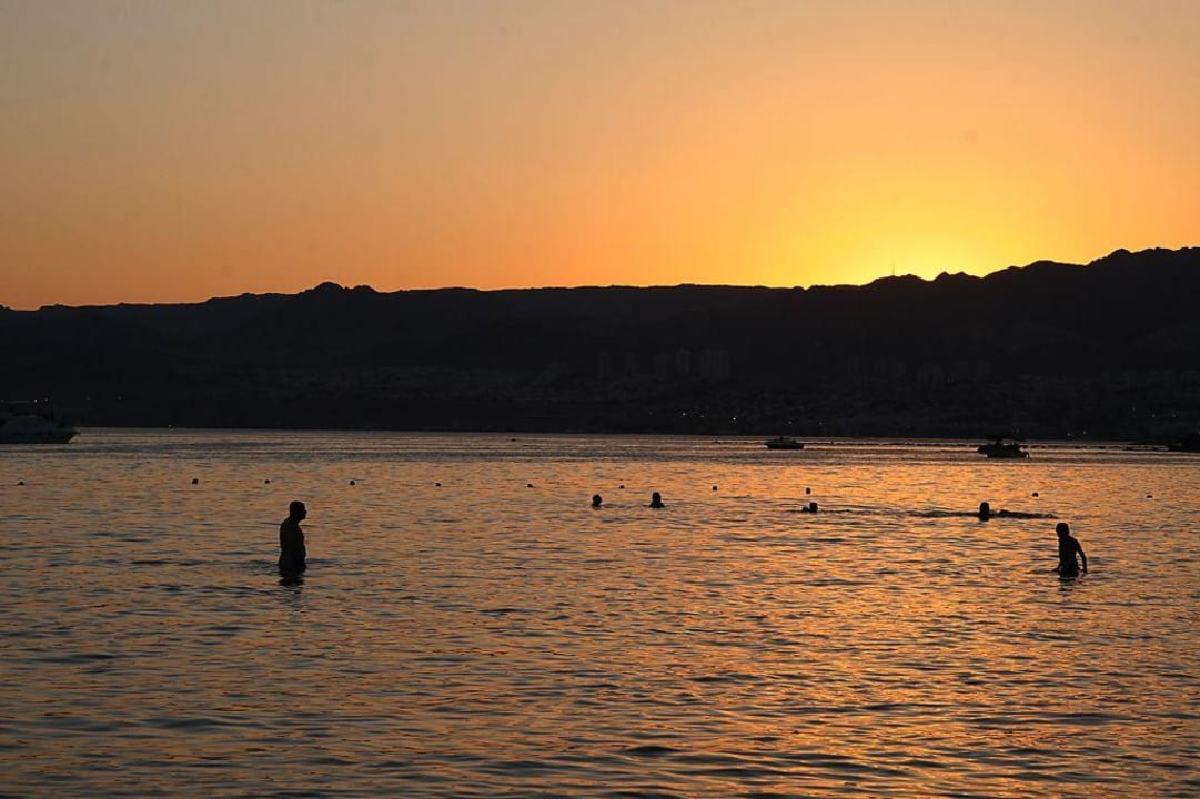 Sonnenuntergang-2 Mövenpick Resort & Residences Aqaba